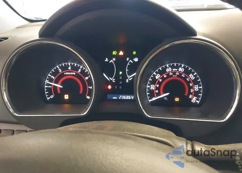 2010 Toyota Highlander Limited V6 z USA, uszkodzony, nr VIN 5TDDK3EH0AS015169